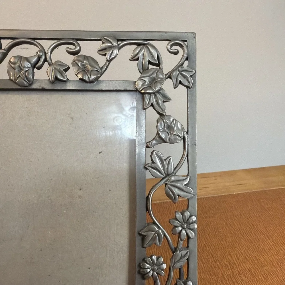 Pewter Ivy Garden Theme Photo Frame 4x6